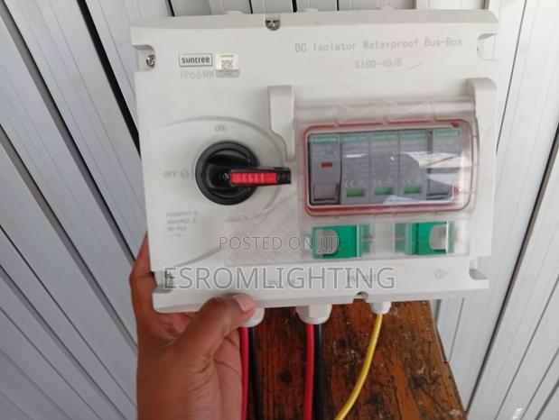 Suntree Dc Isolator Waterproof Bus-Combiner Box - thumbnail 3
