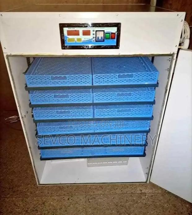 Heavy Duty 528 Automatic Egg Incubator (Ac Only) - main view