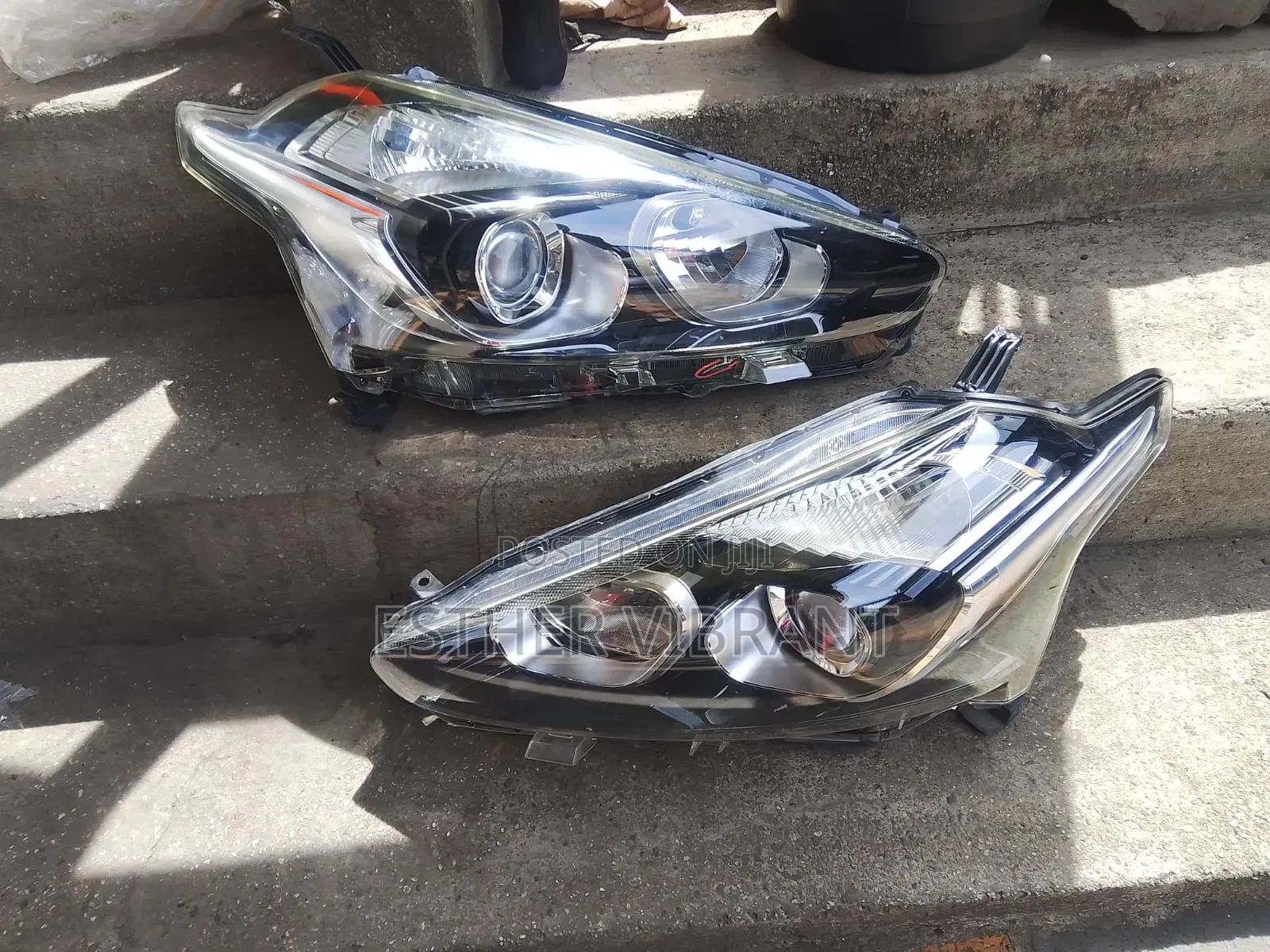 Sieta 2018 Headlights Zenon