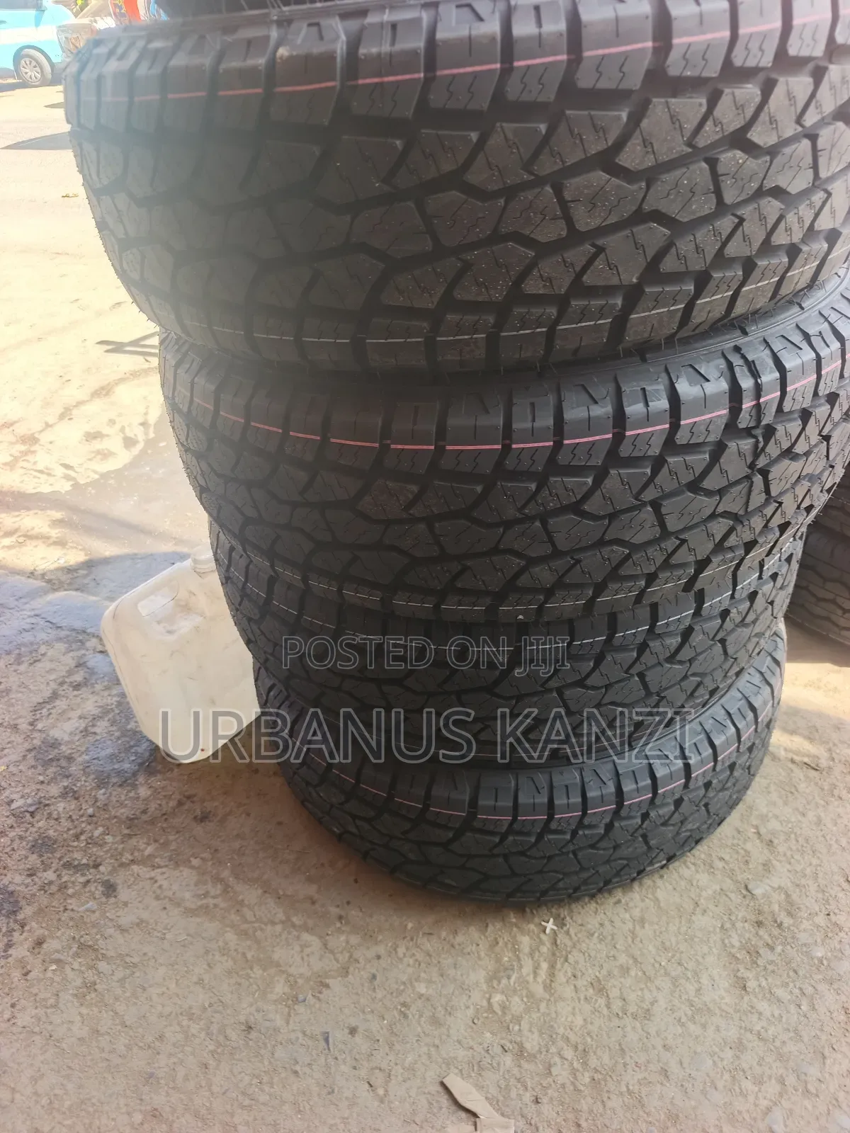 225/65 R17 Triangle