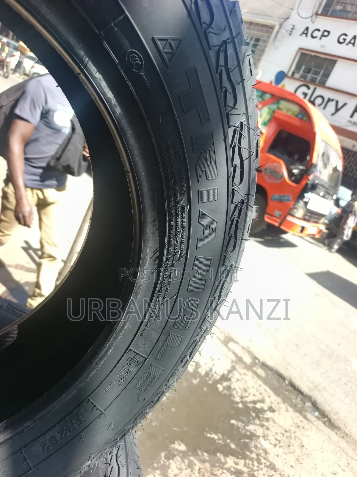 225/65 R17 Triangle