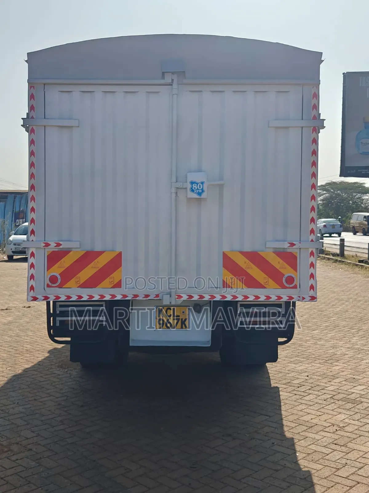 Mmitsubishi Fh Lorry