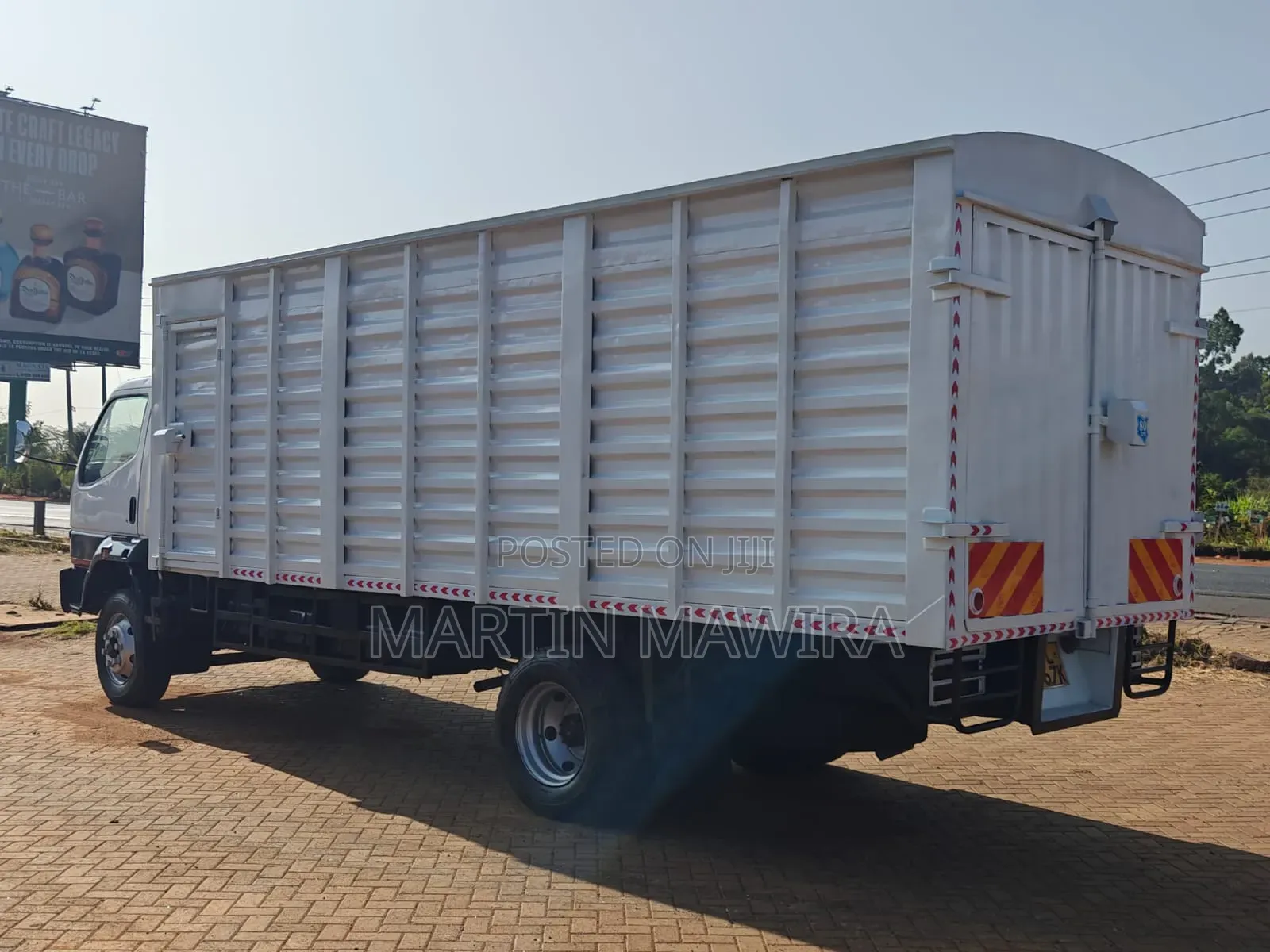 Mmitsubishi Fh Lorry