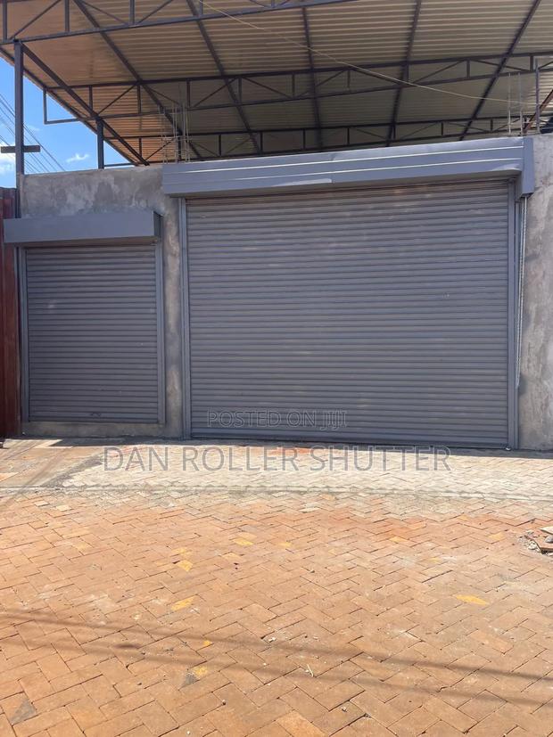 Heavy Duty Manual Roller Shutter Door – Maximum Security - thumbnail 3