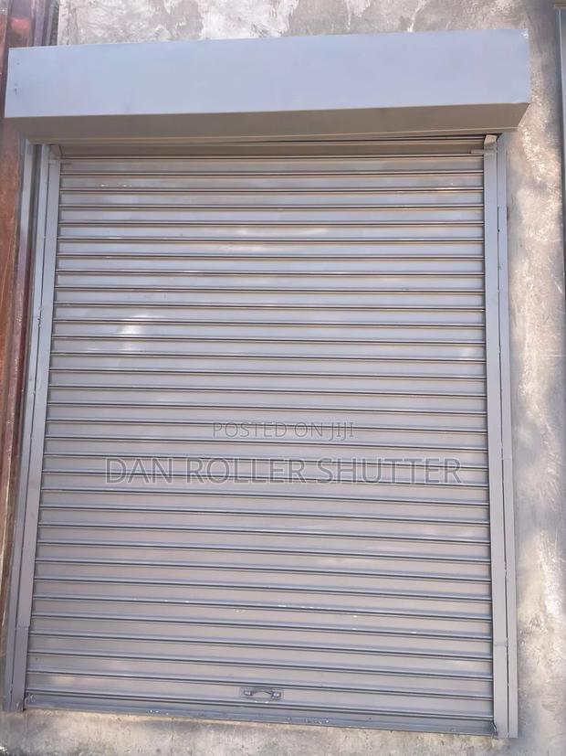 Smooth Operation Manual Roller Door – Premium Finish - thumbnail 2