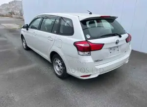 Toyota Corolla Fielder 2018 Off white