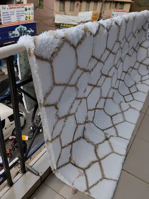 Fluffy 7x10 Carpet – Transform Your Room Today!"