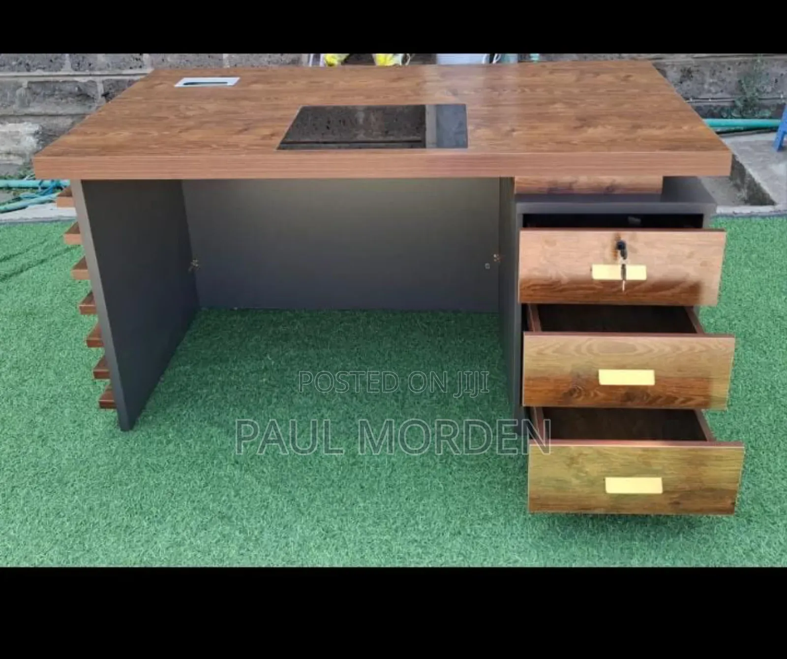 Office Furniture :Best Quality Heavy Executive Desk (140mm)
