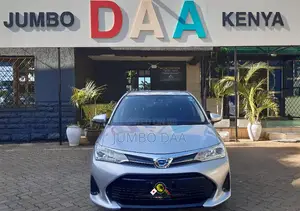 Toyota Corolla Fielder 1.5 Hybrid FWD 2018 Silver