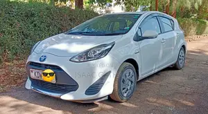 Toyota Aqua 2019 White
