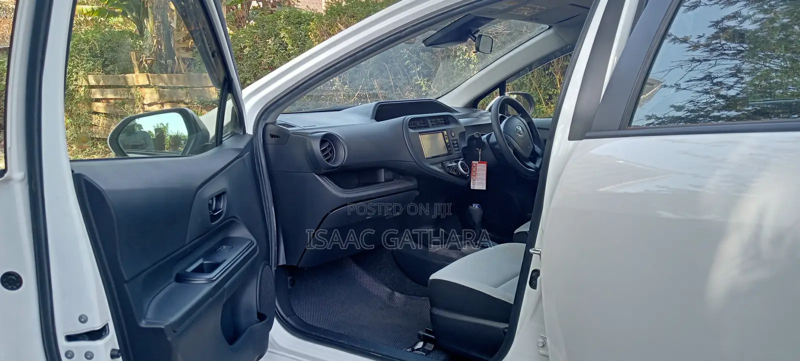 Toyota Aqua 2019 White