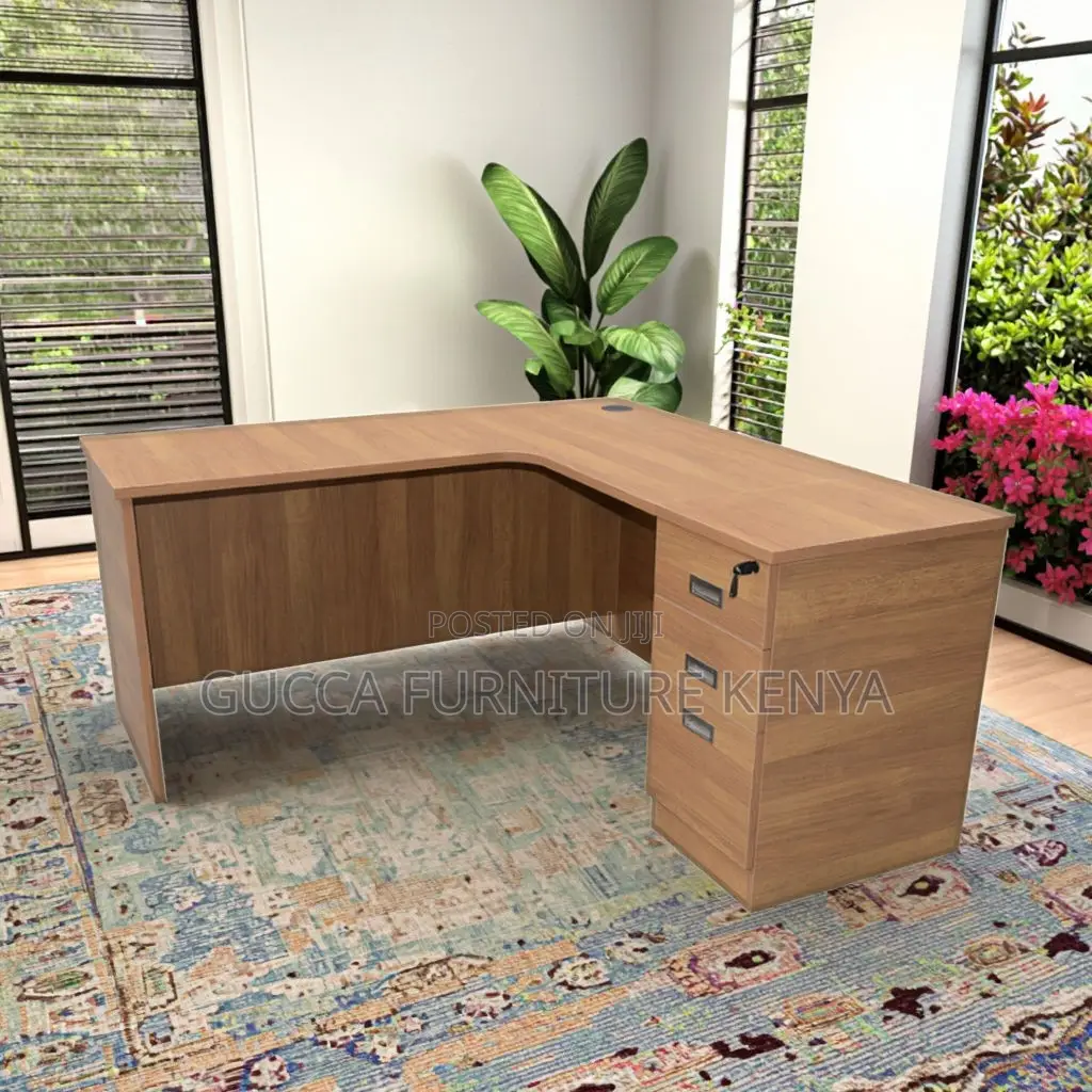 140cm Curved Customized Generic Study Desk