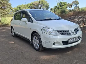 Nissan Tiida 1.5L 16V 2012 White