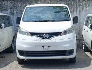 Nissan NV200 2018 White