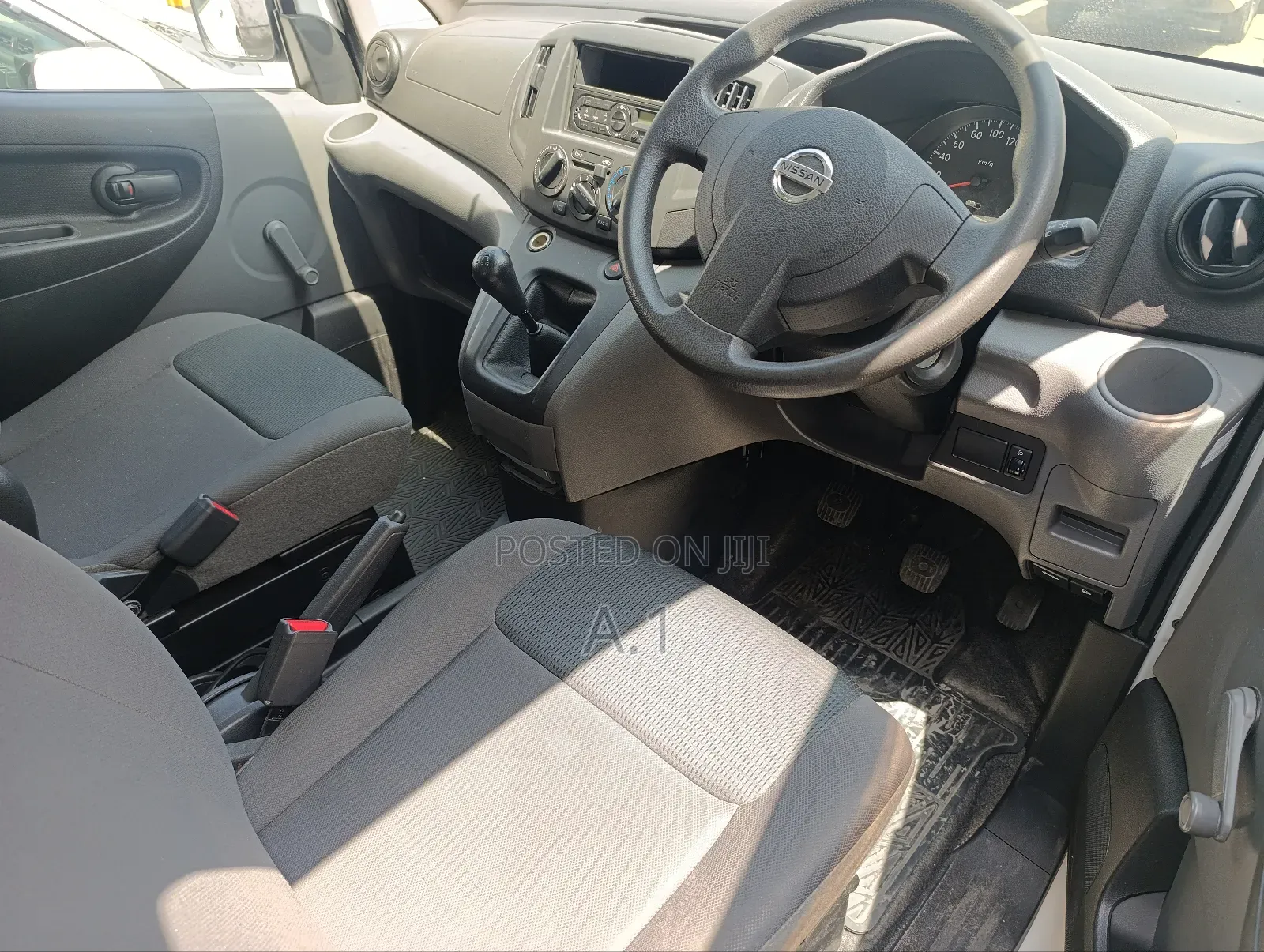 Nissan NV200 2018 White