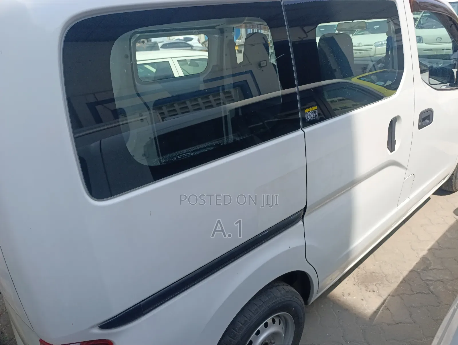 Nissan NV200 2018 White