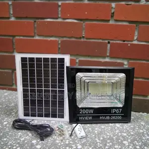 200w Solar Flood Light Outdoor Ip67 Waterproof Energy Saving Design