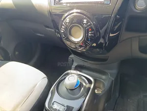Nissan Note 1.2 Hybrid 2019 Red