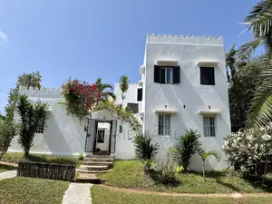 4bdrm House in Town Centre for sale
