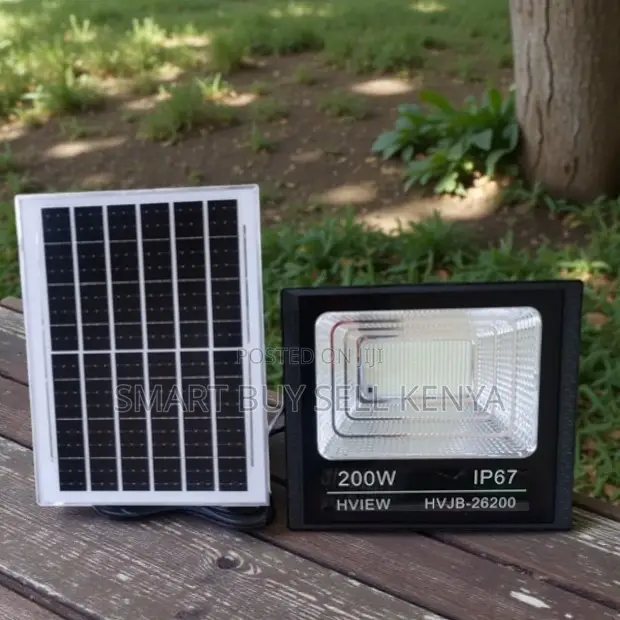200w Solar Flood Light Outdoor Ip67 Waterproof Reliable Performance