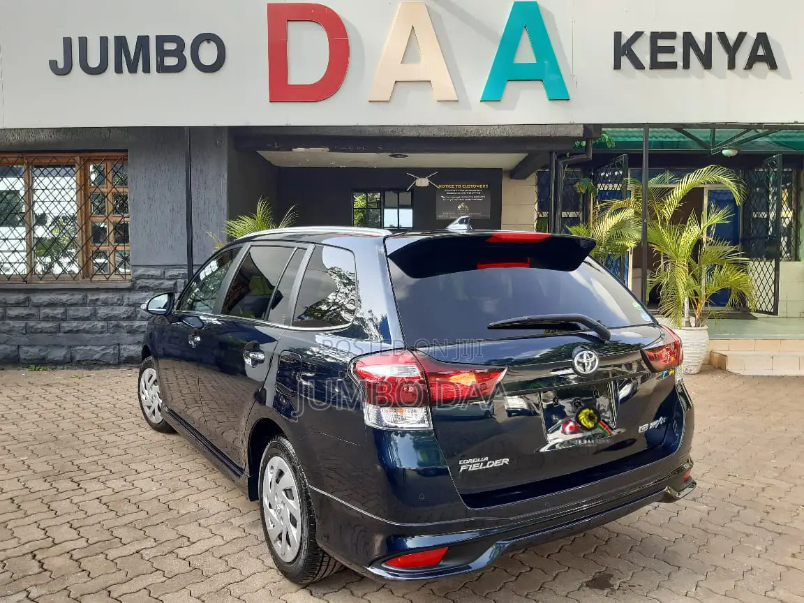 Toyota Corolla Fielder 2018 Blue