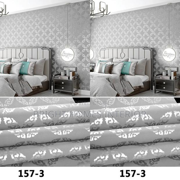 Grey and Silver Design Wallpaper