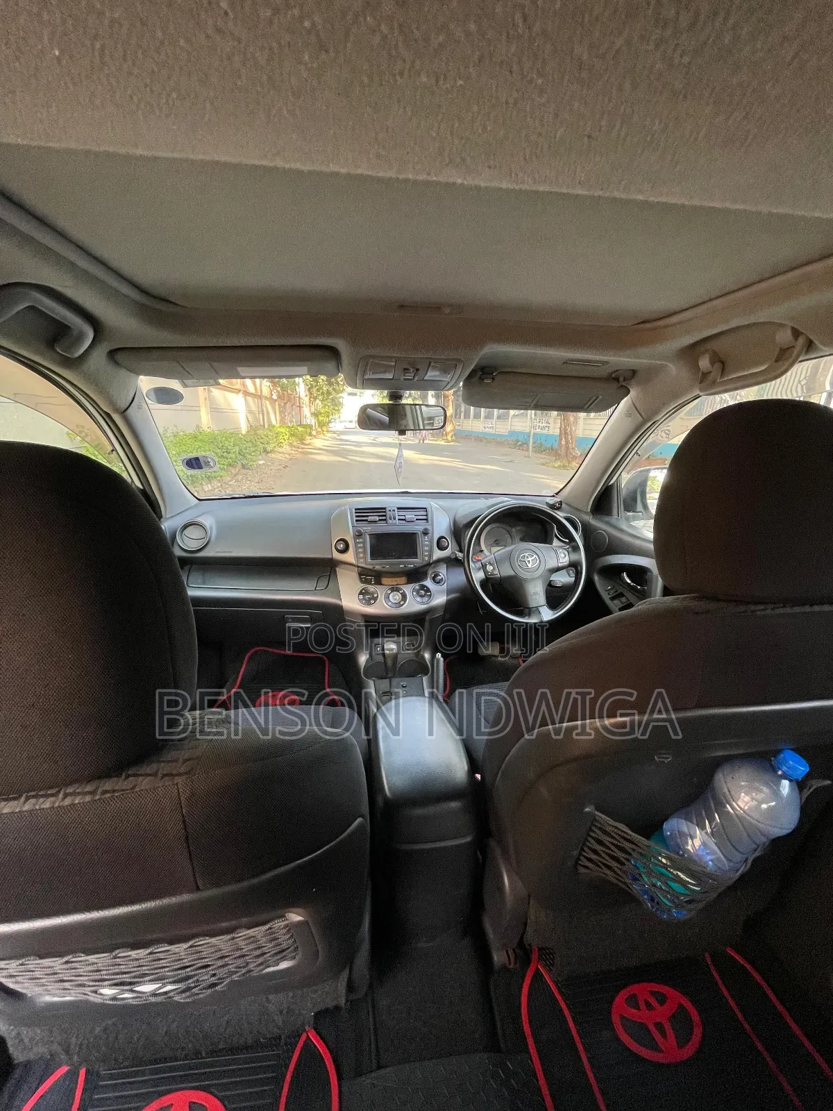 Toyota Vanguard 2009 White