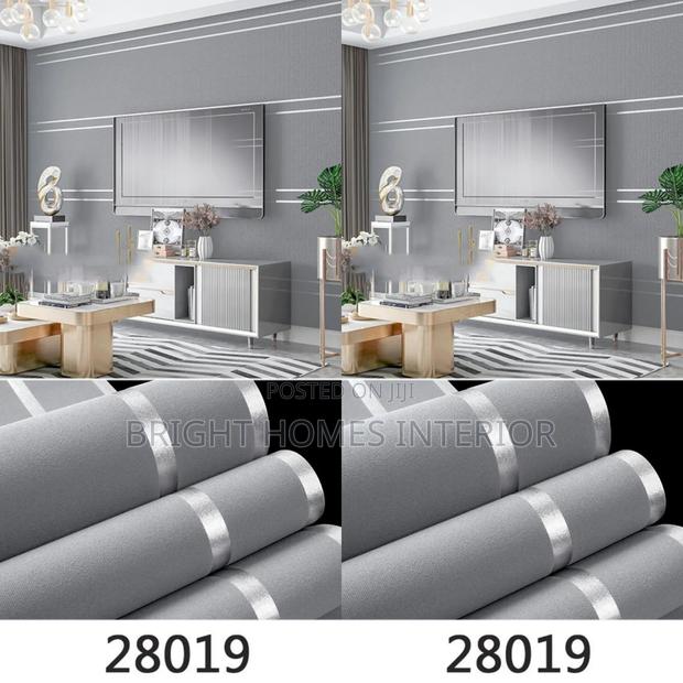 Dark Grey Silver Lines Wallpaper