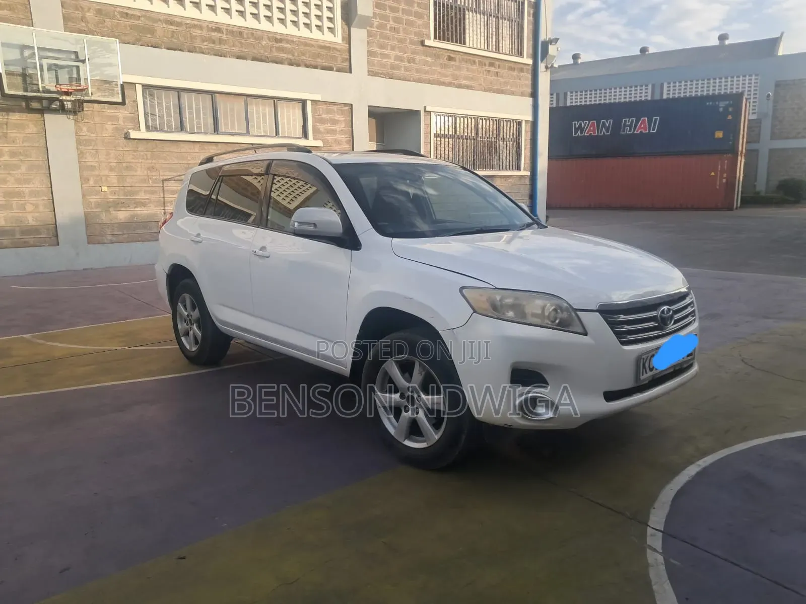 Toyota Vanguard 2009 White