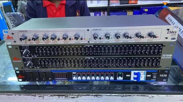 DBX Crossover - DBX Graphics Equilizer - Power Sequencer Mini Sound - main view