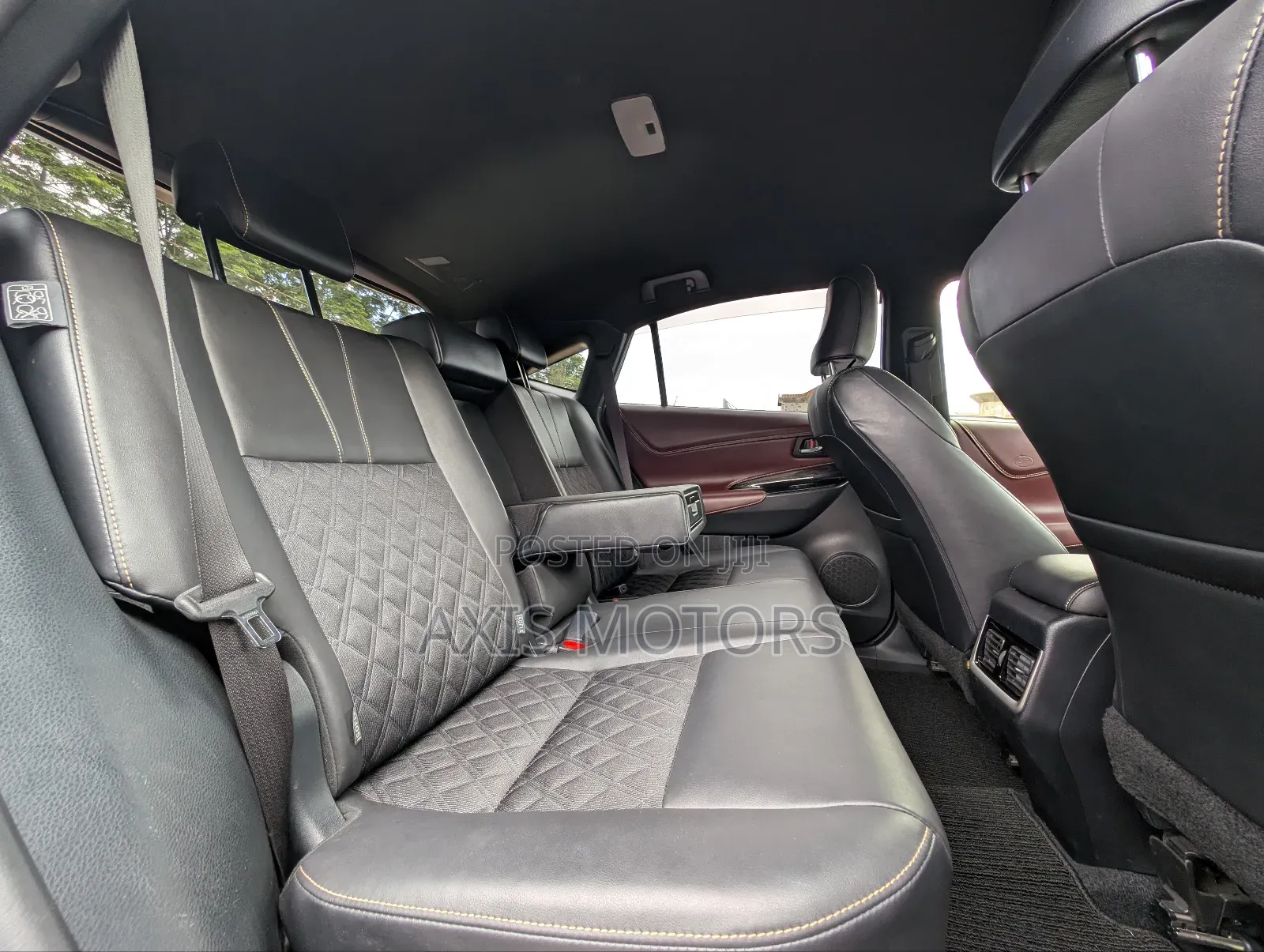 Toyota Harrier 2.0 2018 Red