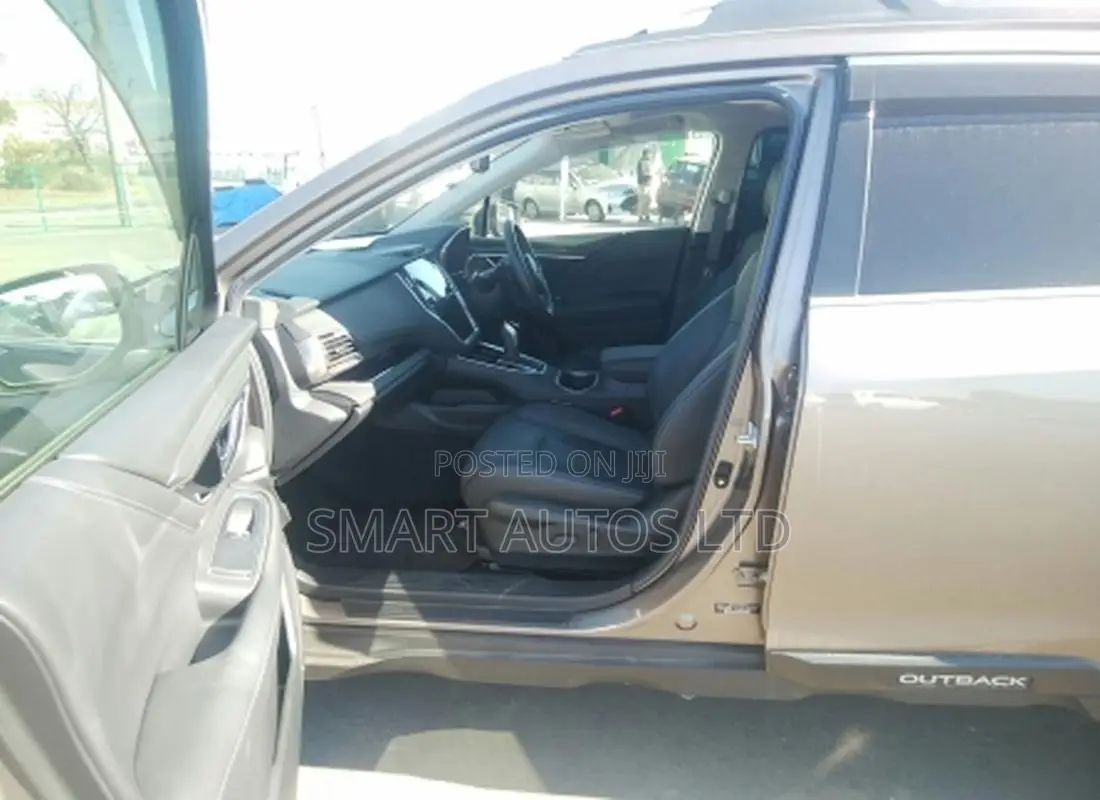 Subaru Outback 2022 Gray