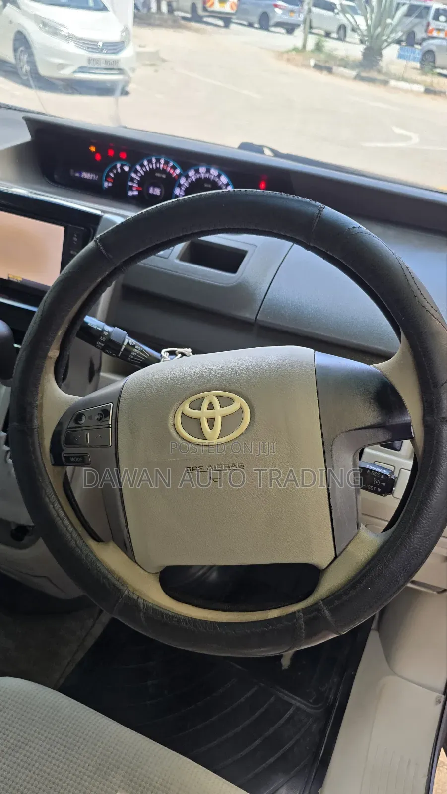 Toyota Noah 2010 Purple