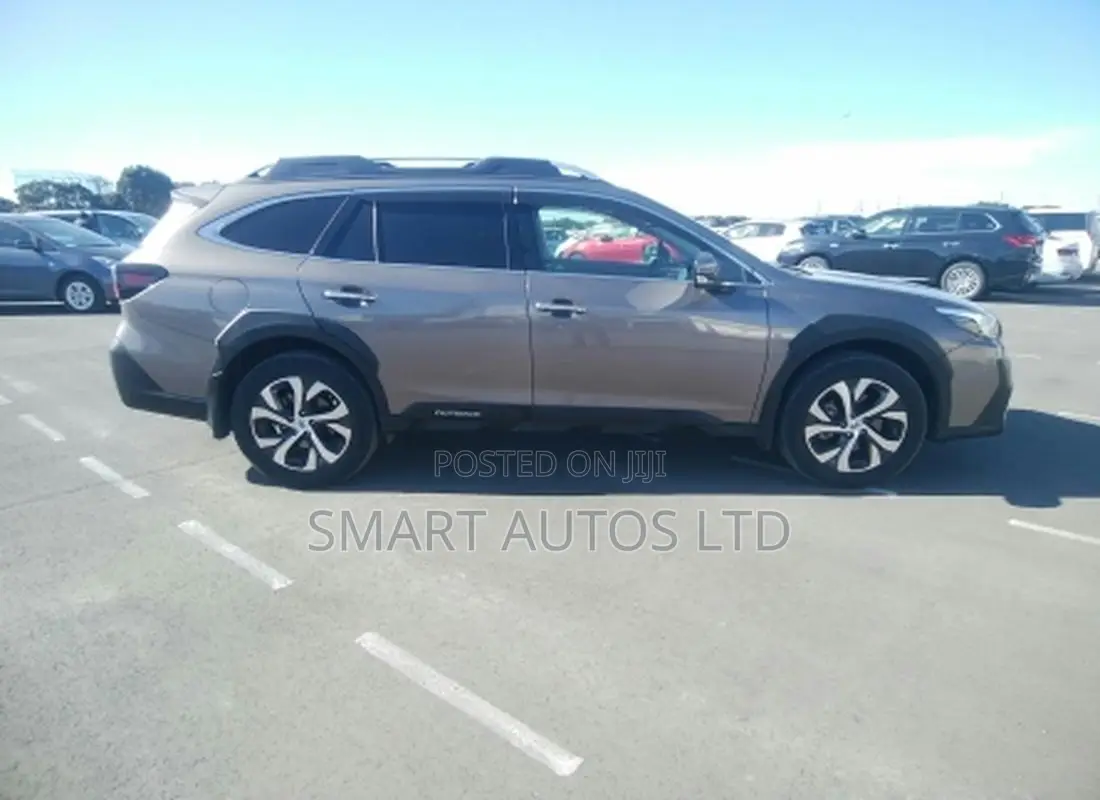 Subaru Outback 2022 Gray