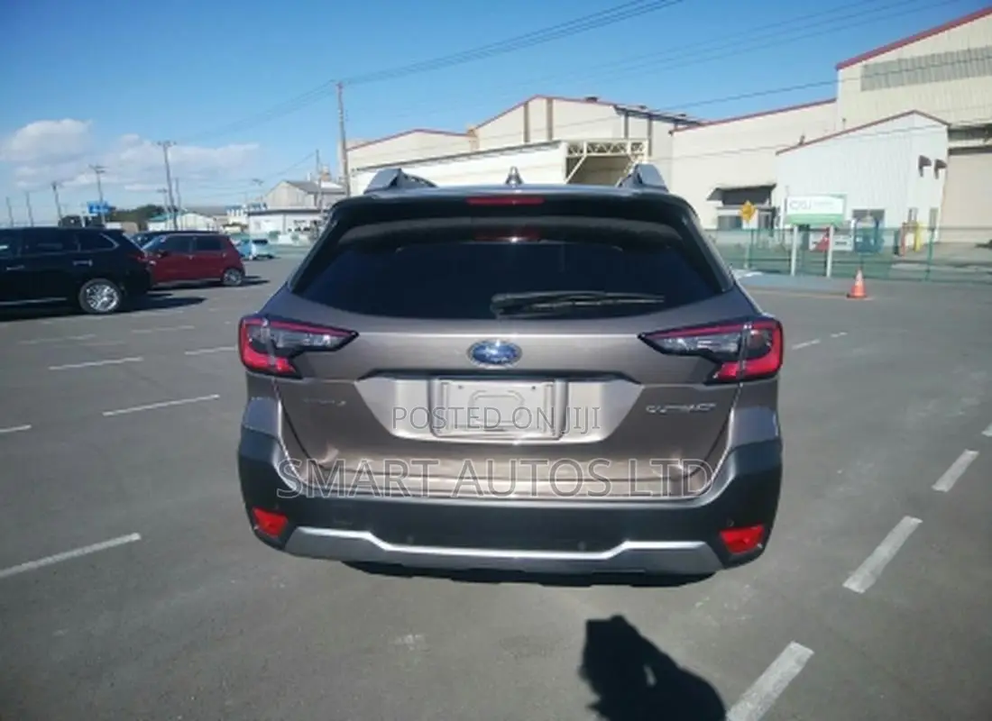 Subaru Outback 2022 Gray