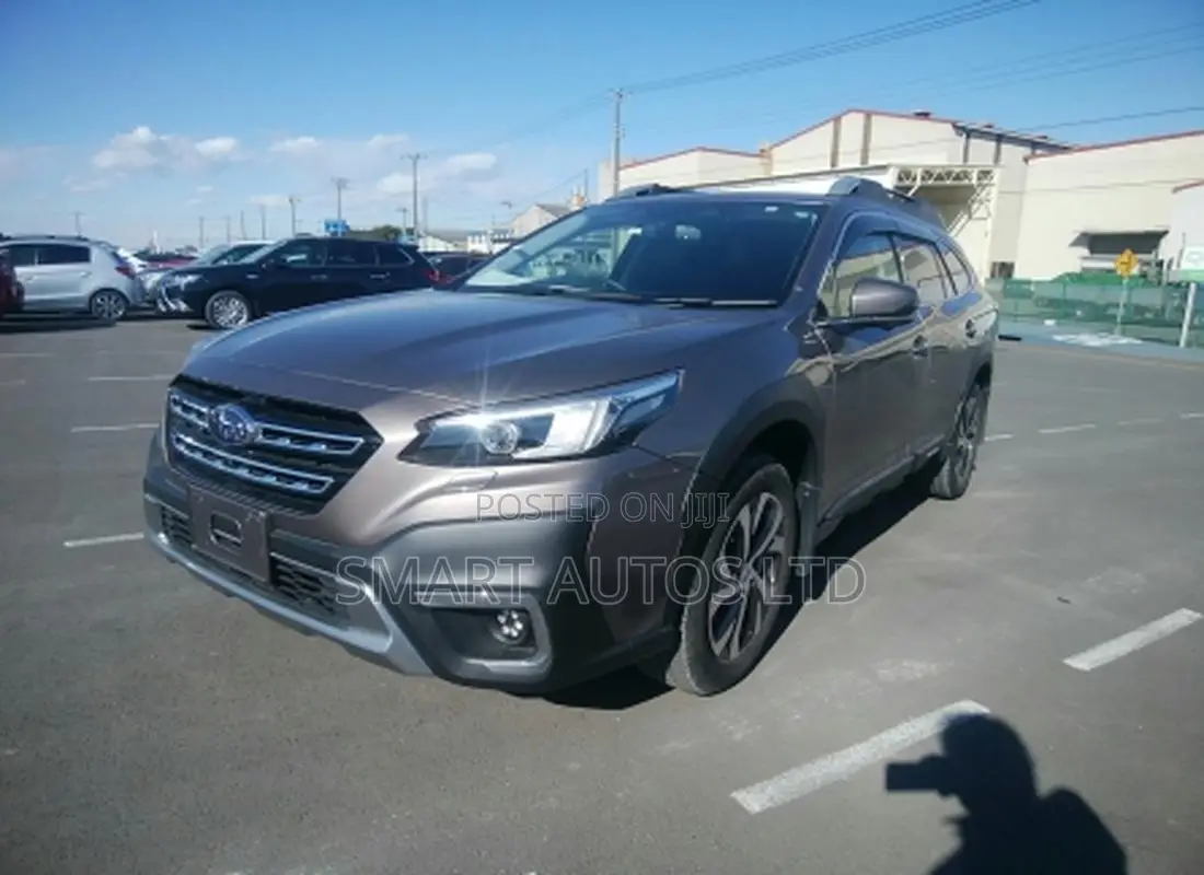 Subaru Outback 2022 Gray