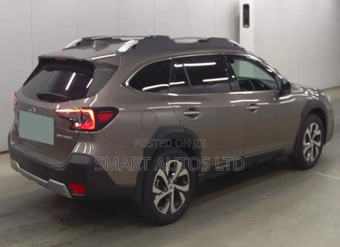 Subaru Outback 2022 Gray