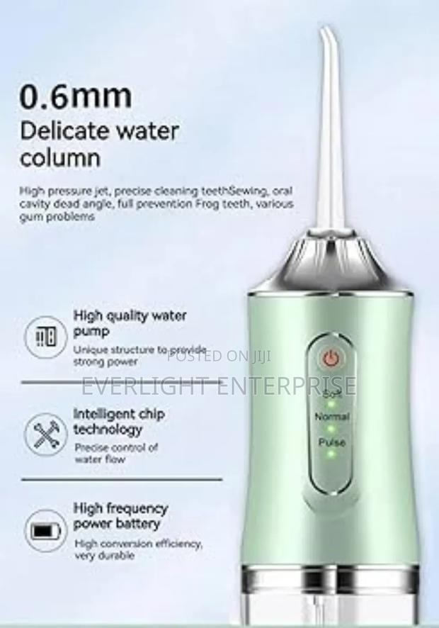 Rechargeable Portable Oral Irrigator With 4 Nozzles