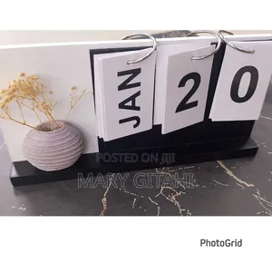 Table Top Decor Date Stand Calendar 24x12cm