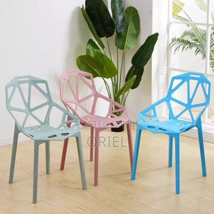 Dining Chair : Modern Stackable Plastic Unique Back Dining Chair