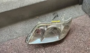 Nze 2005 Headlights