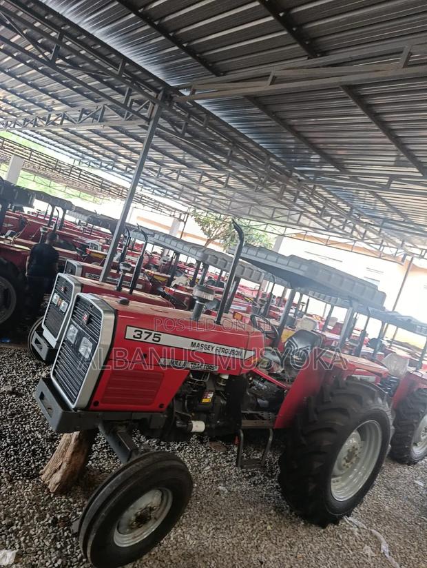 Farm Tractor L - thumbnail 10