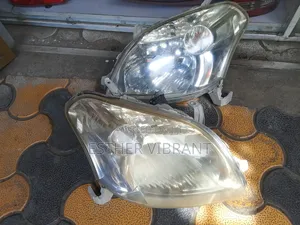Toyota Raum 2008 Headlight