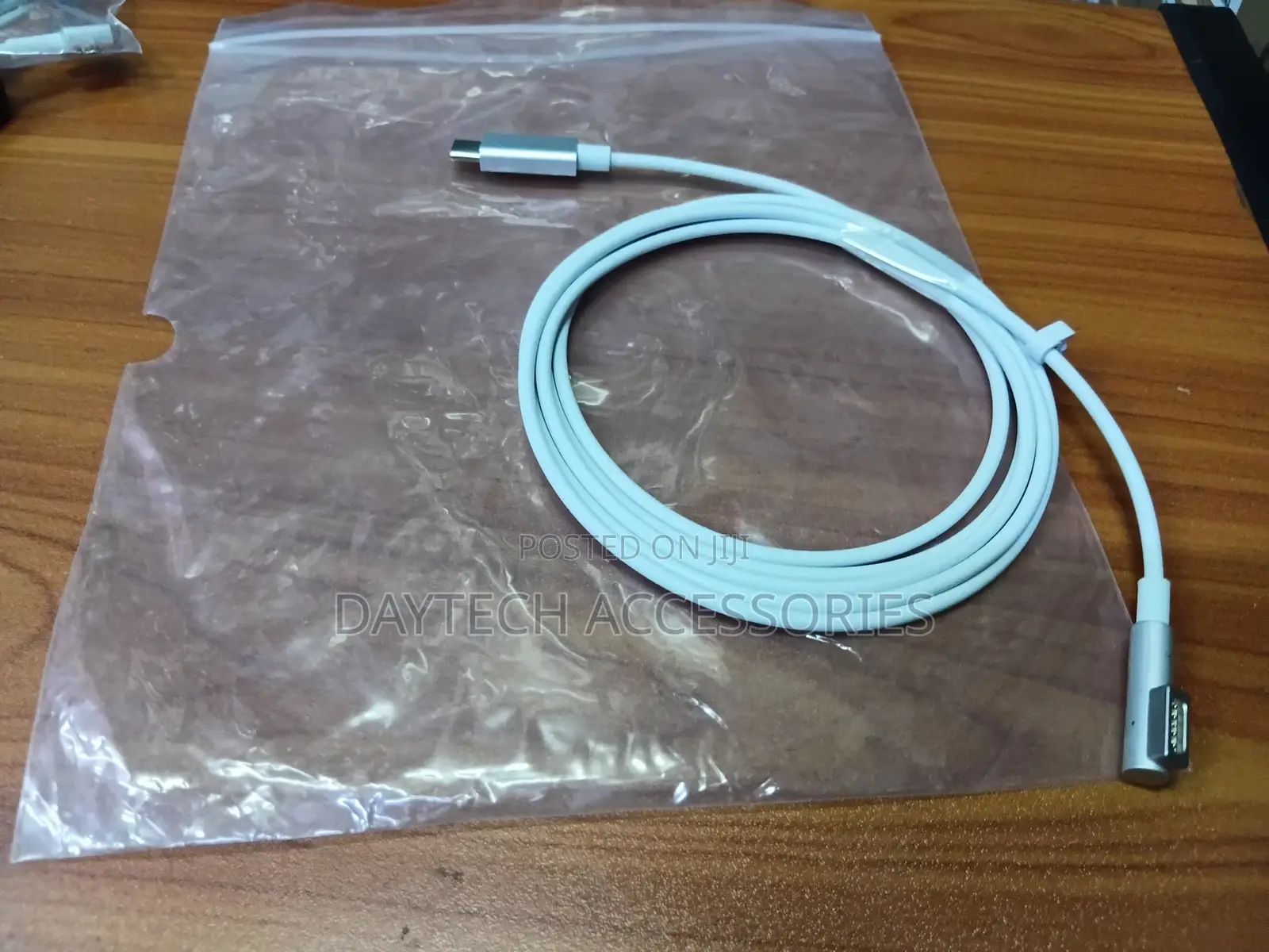 Apple Usb-C to Magsafe 1 Cable 1.8m