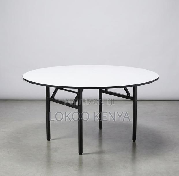 Dining Table; 1.5 M Round Foldable Banquet-Dining Table
