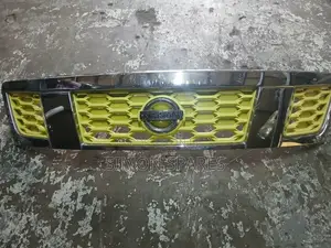 Nissan Nv350 / Urvan Front Grille 2012–2017 Original Ex-Japan