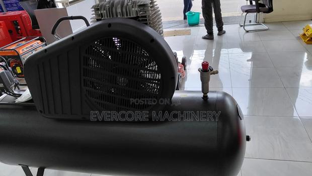 Nuair 500l Three Phase Italian Compressor Machine. - thumbnail 2