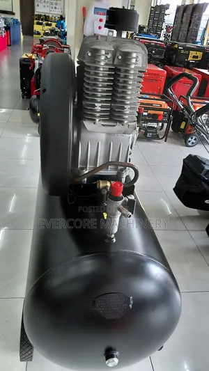 Nuair 500l Three Phase Italian Compressor Machine.
