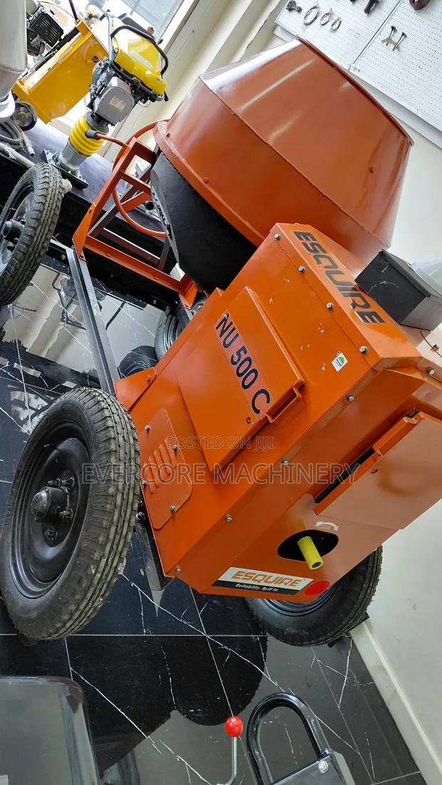 Esquire Brand 500l Diesel Powered Concrete Mixer Machine. - thumbnail 2