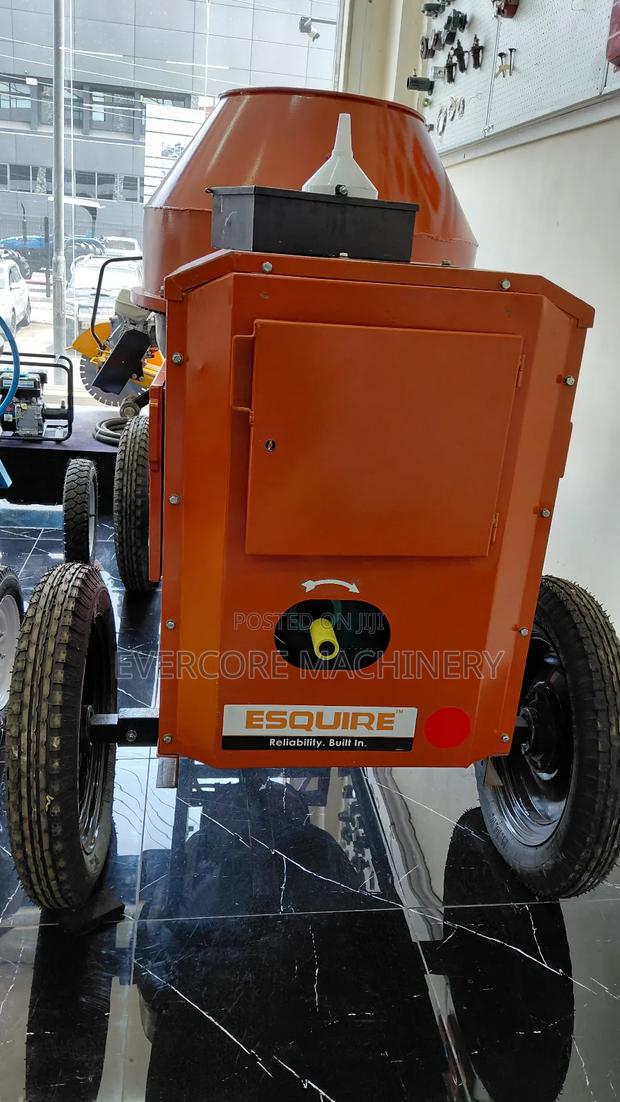 Esquire Brand 500l Diesel Powered Concrete Mixer Machine. - thumbnail 4